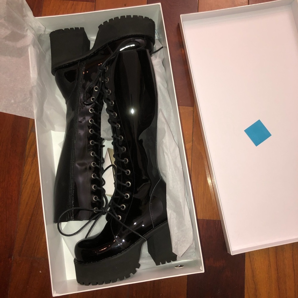 Unif Trinity boots, women’s US 6